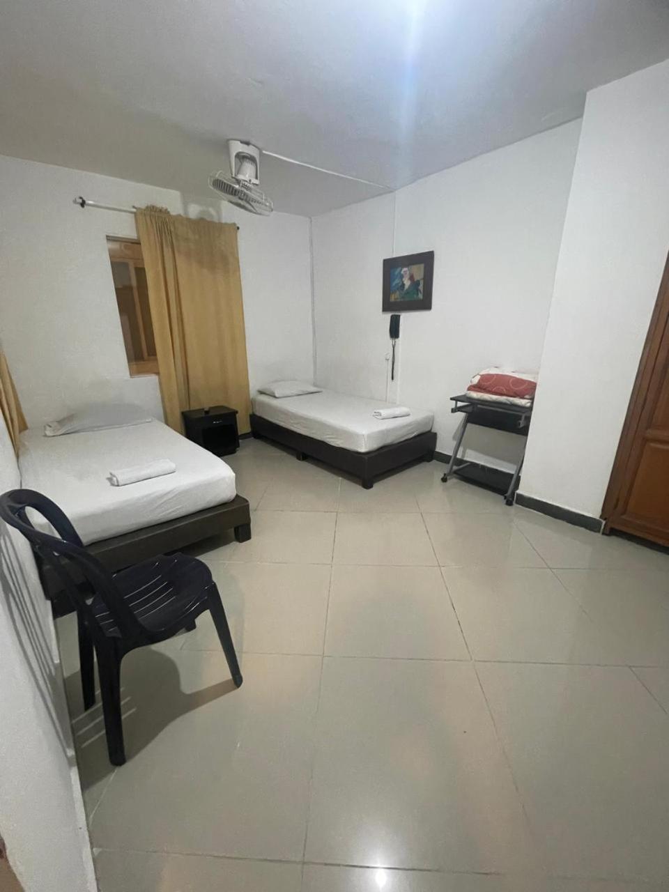 Hotel Villa Real Medellín Buitenkant foto