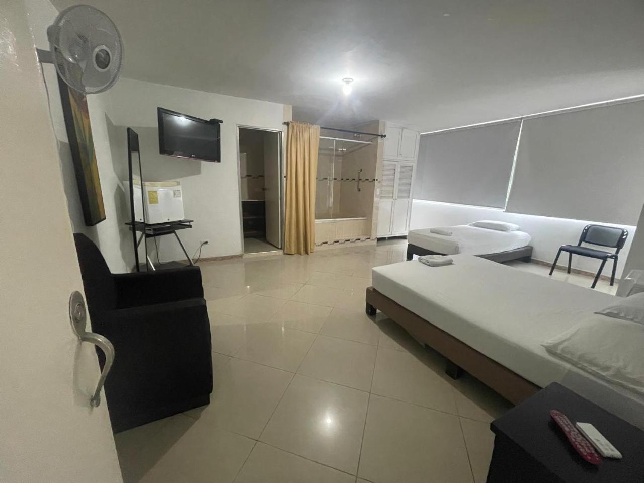 Hotel Villa Real Medellín Buitenkant foto