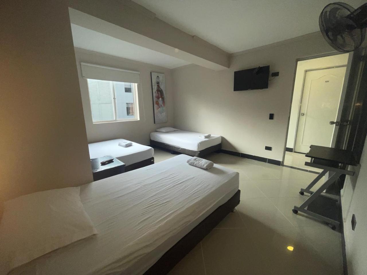 Hotel Villa Real Medellín Buitenkant foto