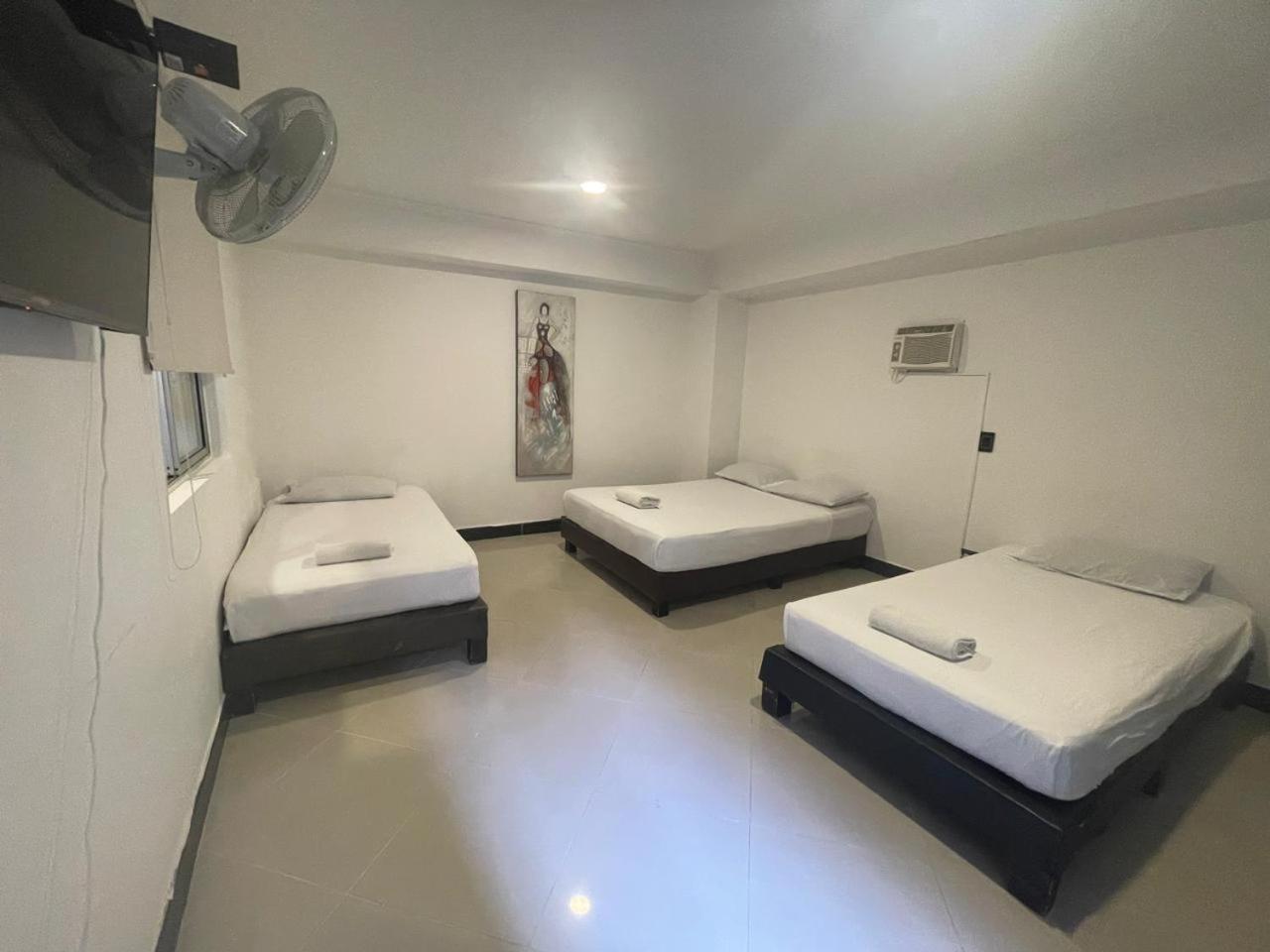 Hotel Villa Real Medellín Buitenkant foto